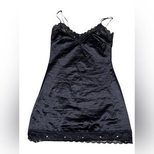 Elegant Black Lace Trim Nightgown